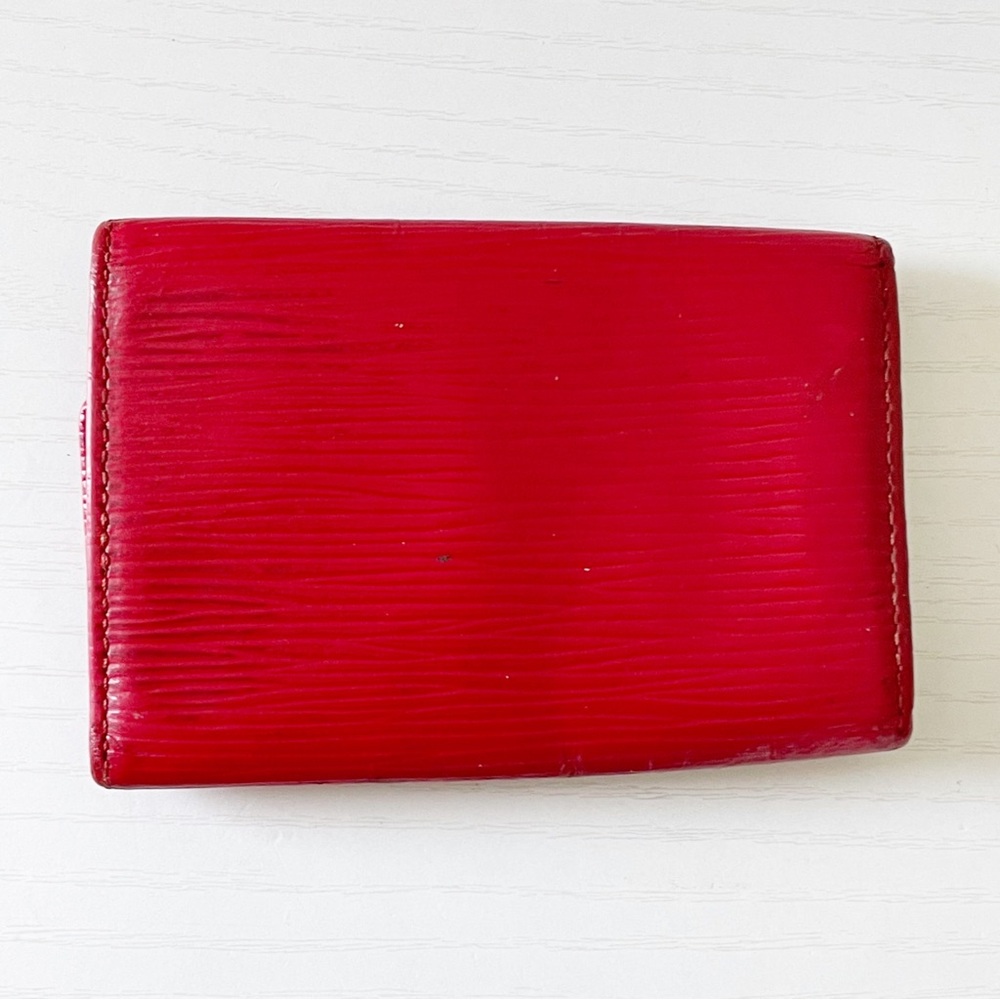 Louis Vuitton red epi leather 6 key ring case - Picture 2 of 12